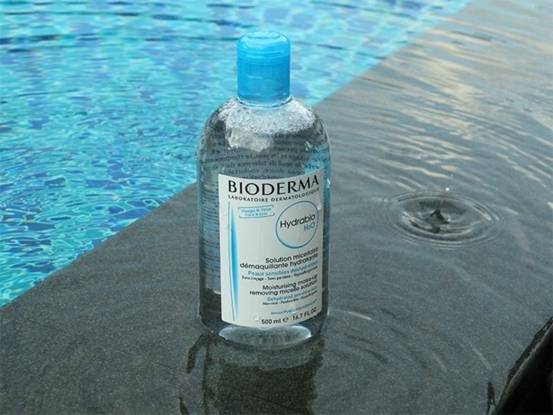 Review} nước tẩy trang Bioderma xanh dương có tốt không?